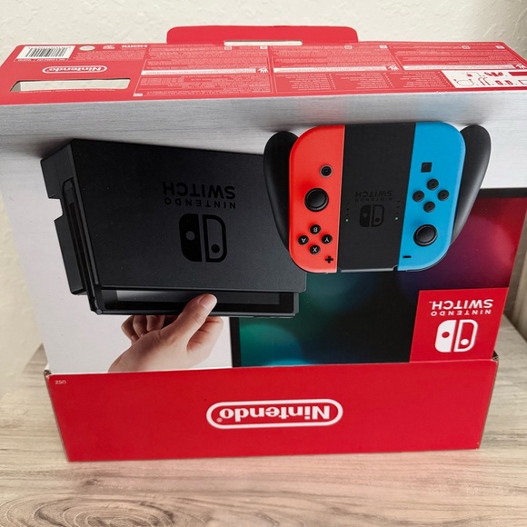 Nintendo Switch w/ Original Box & items Red and Blue Joy-Cons+Case and Two Games - Picture 6 of 16
